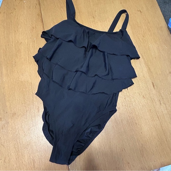NWOT Shore Shapes one piece swimsuit‎ 8 - Picture 1 of 7